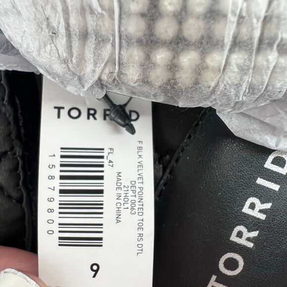 NEW Torrid Velvet Black and Silver Rhinestones Mules Pointed Toe Size 9 WW wide - Picture 5 of 7